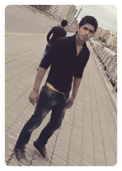  ,   Kamron, 31 ,   