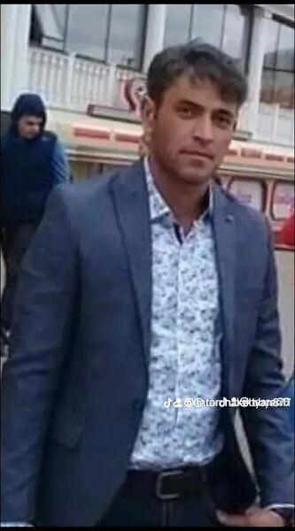  ,   Taron, 34 ,   ,   
