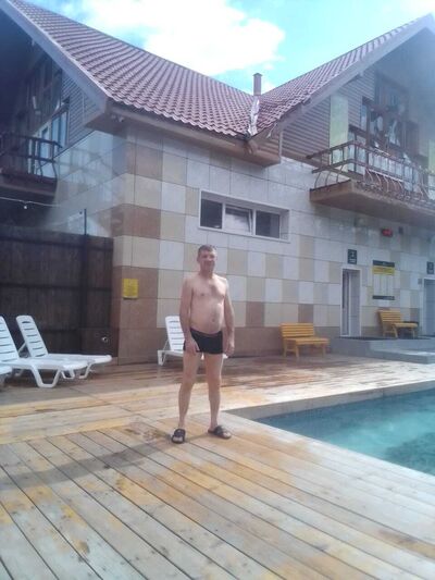  --,   , 52 ,   c 