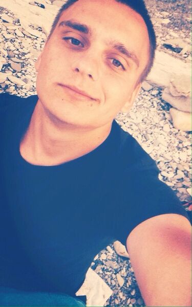  -,   Ali, 30 ,   ,   , c 