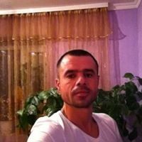  ,   Viktor, 47 ,  
