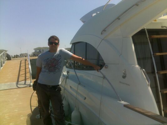  ,   Alex, 40 ,   