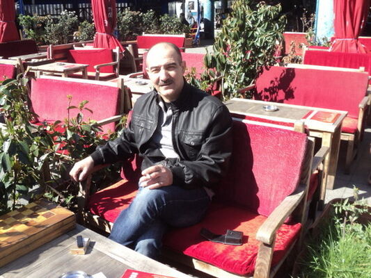  -,   Ali, 55 ,   