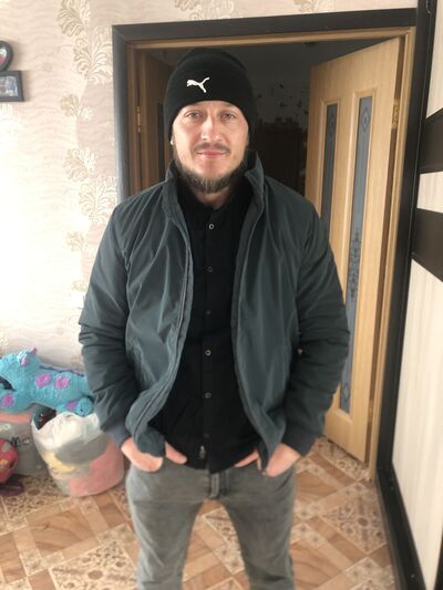  ,   Ruslan, 35 ,   ,   , c 
