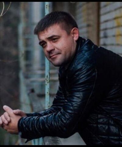  ,   Maksim, 40 ,   