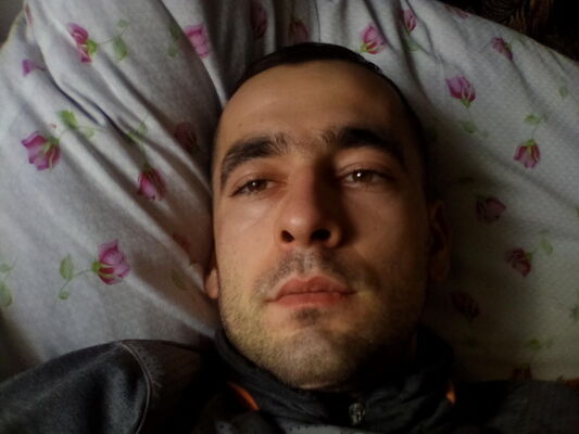  ,   Nykolai, 33 ,   