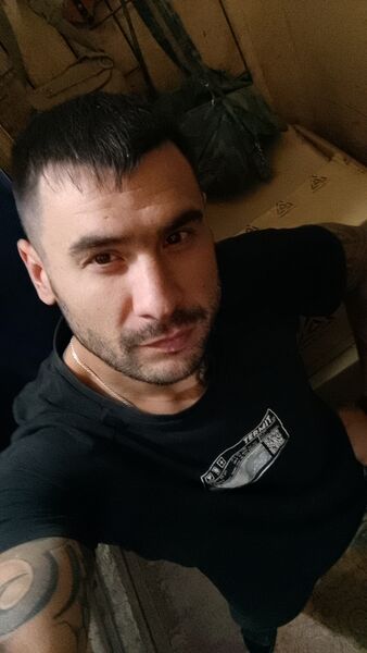  ,   Mikhail, 36 ,  