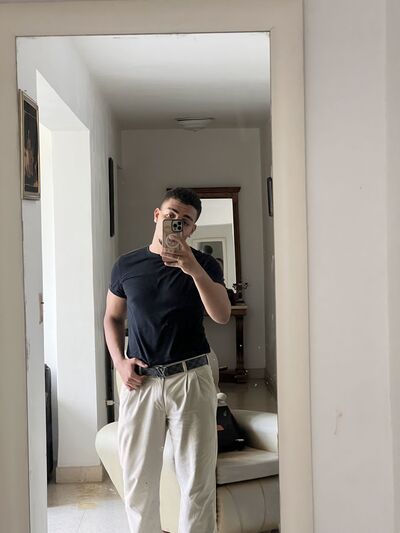  Havana,   Alejandro, 21 ,   ,   