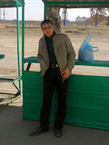  ,   Tihan, 37 ,   ,   