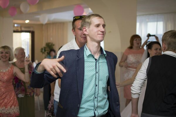  ,   Dima, 34 ,   