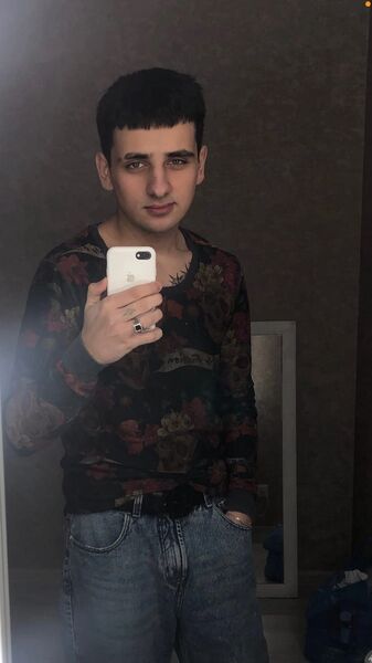  ,   Emil, 22 ,   ,   