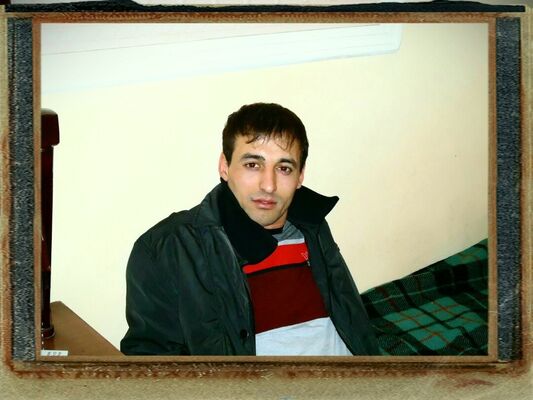  ,   Ruslan, 40 ,   ,   , c 