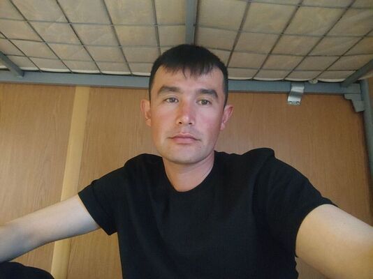  -,   Xusniddin, 32 ,  