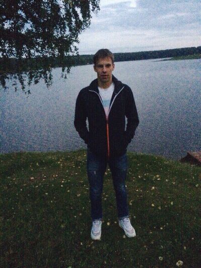  ,   Dmitriy, 27 ,   