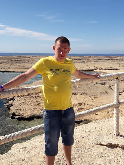  ,   YURII, 34 ,   ,   , c 