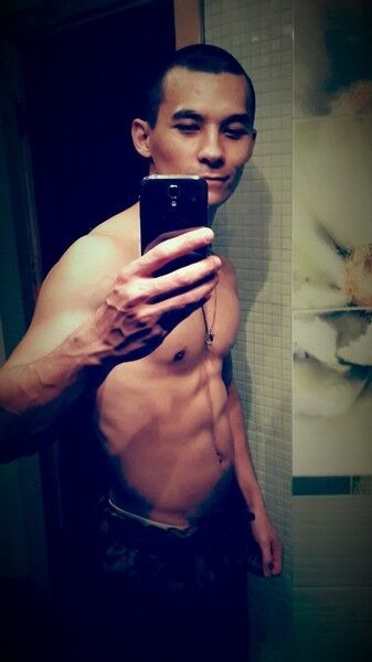  ,   Constantin, 37 ,   