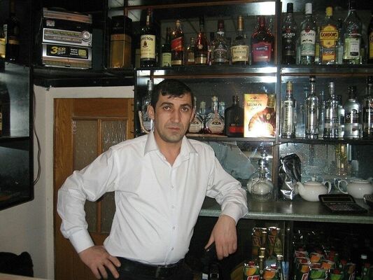  ,   Alik, 42 ,   ,   