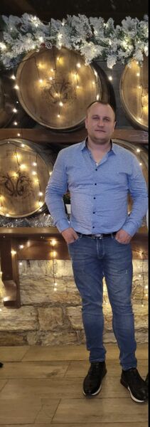  Usingen,   , 38 ,   ,   