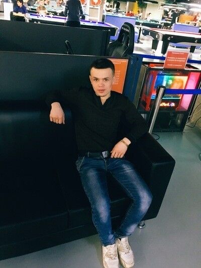  -,   Nosirjon, 27 ,   