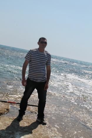  Tel Aviv-Yafo,   Sergei30, 42 ,   ,   , c , 