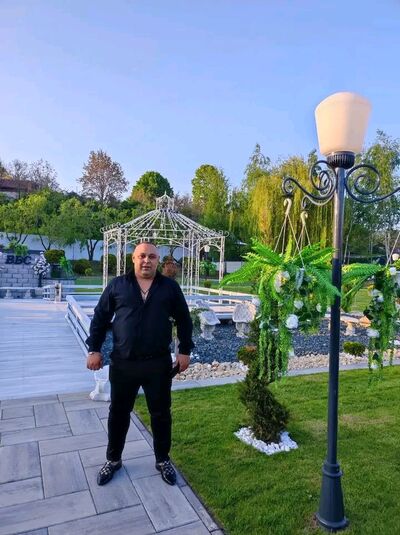 Azor,   Joseph, 55 ,   c 