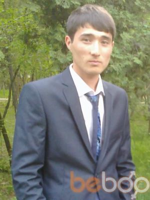  ,   Maks, 37 ,  