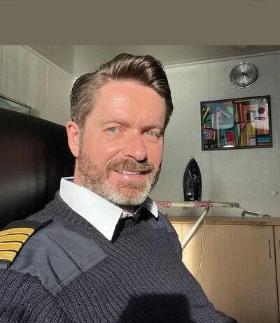  Akaszto,   CaptainThoma, 54 ,   ,   