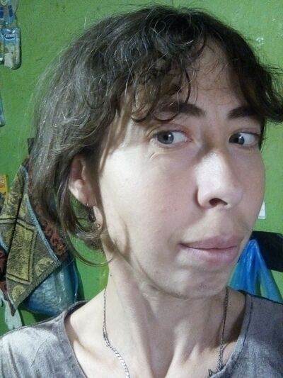  ,   Elena, 38 ,   c 