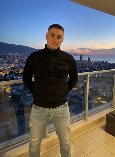  ,   Vlad, 31 ,   ,   , c , 
