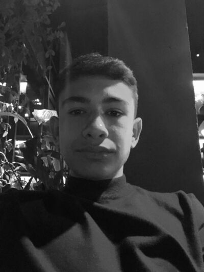  ,   Vito, 18 ,   ,   