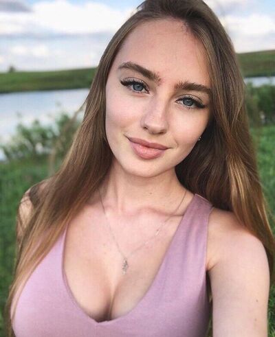  ,   Christina, 27 ,   ,   , c , 