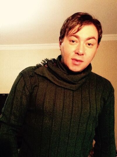  ,   Roko, 44 ,   ,   , c 