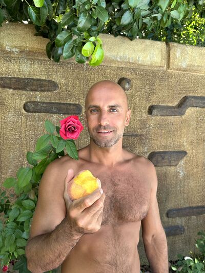  ,   Di, 42 ,   ,   