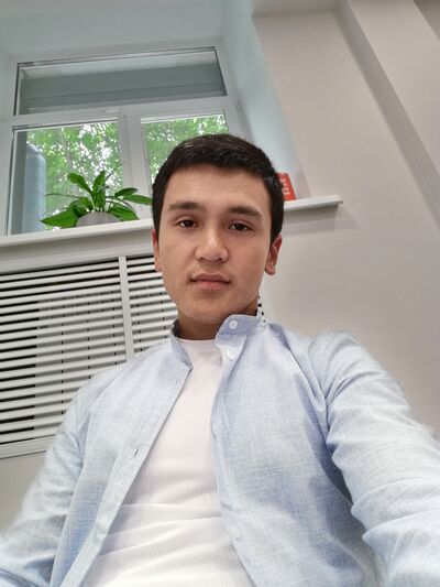  ,   Azizbek, 24 ,   ,   