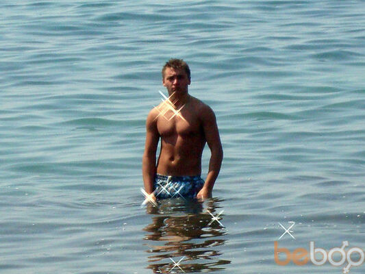  ,   Sergey, 32 ,  