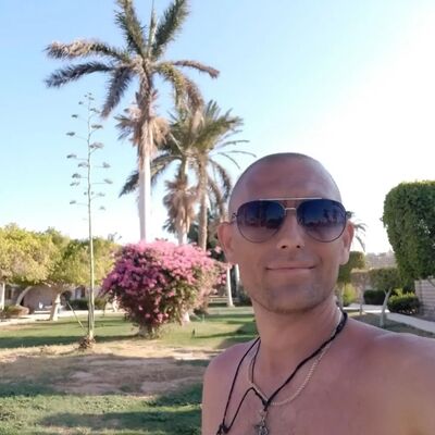  ,   Leonid, 43 ,   ,   , c , 
