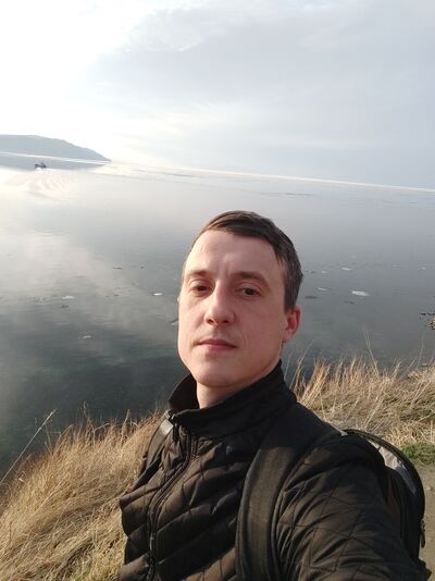 ,   Eskobar, 33 ,   ,   