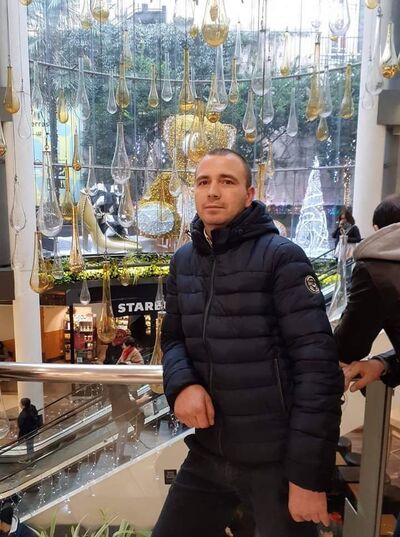  ,   Serj, 40 ,   ,   