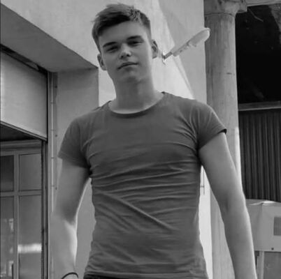  ,   Tolik, 24 ,   ,   