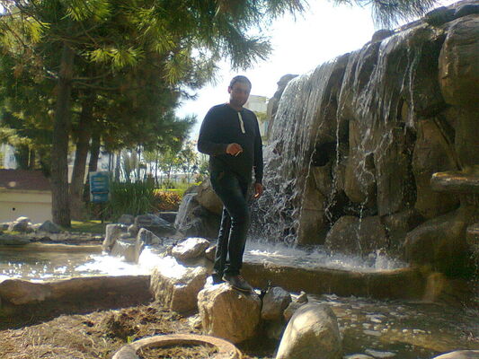  ,   Goga, 35 ,   ,   
