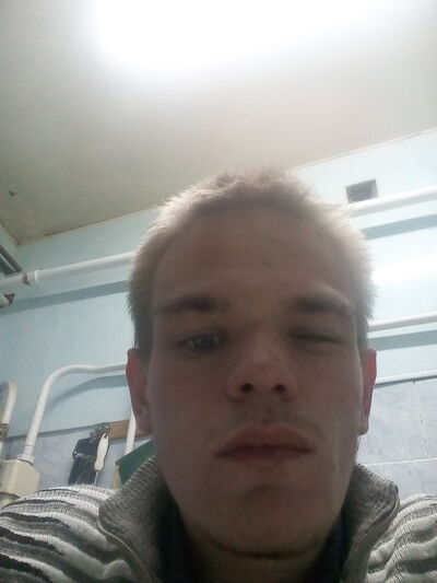  ,   Alex, 26 ,   ,   , c , 