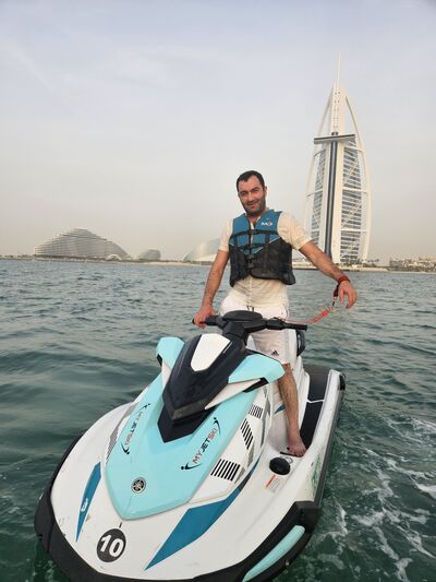  ,   Artur, 35 ,   ,   