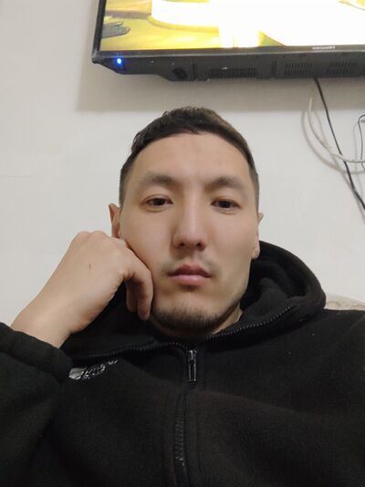  ,   Erlan, 36 ,   ,   
