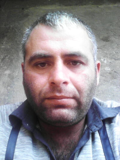  ,   Artyom, 37 ,  