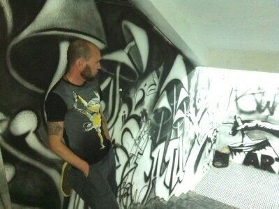  16513732  Artyom, 43 ,    