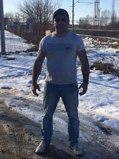  ,   ALBERTO, 47 ,   c 
