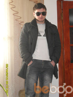  ,   Pavel, 33 ,   