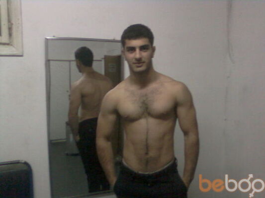  ,   Bahruz, 33 ,   