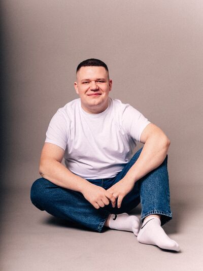  ,   Denis, 26 ,   ,   , c , 