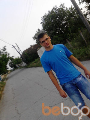  ,   Nicolae, 31 ,   